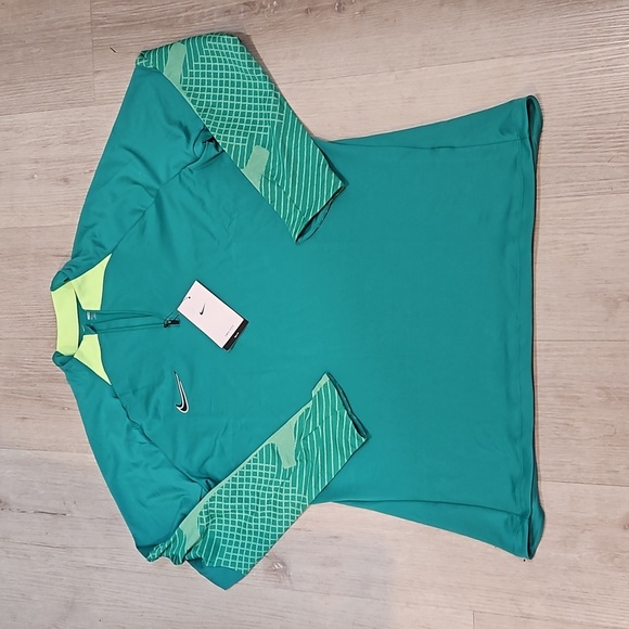 Nike Women's Strike Longsleeve Dri-Fit XL Slim Fit Top Brand New With Tags - Picture 2 of 6